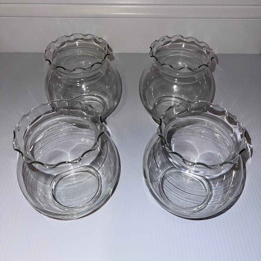 4 Round Clear Glass 5” Vases Ruffle Edge - Picture 4 of 8